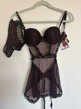 Carrie Amber Apron Babydoll Set Black Red Heart Bow Lace Accents S Lingerie